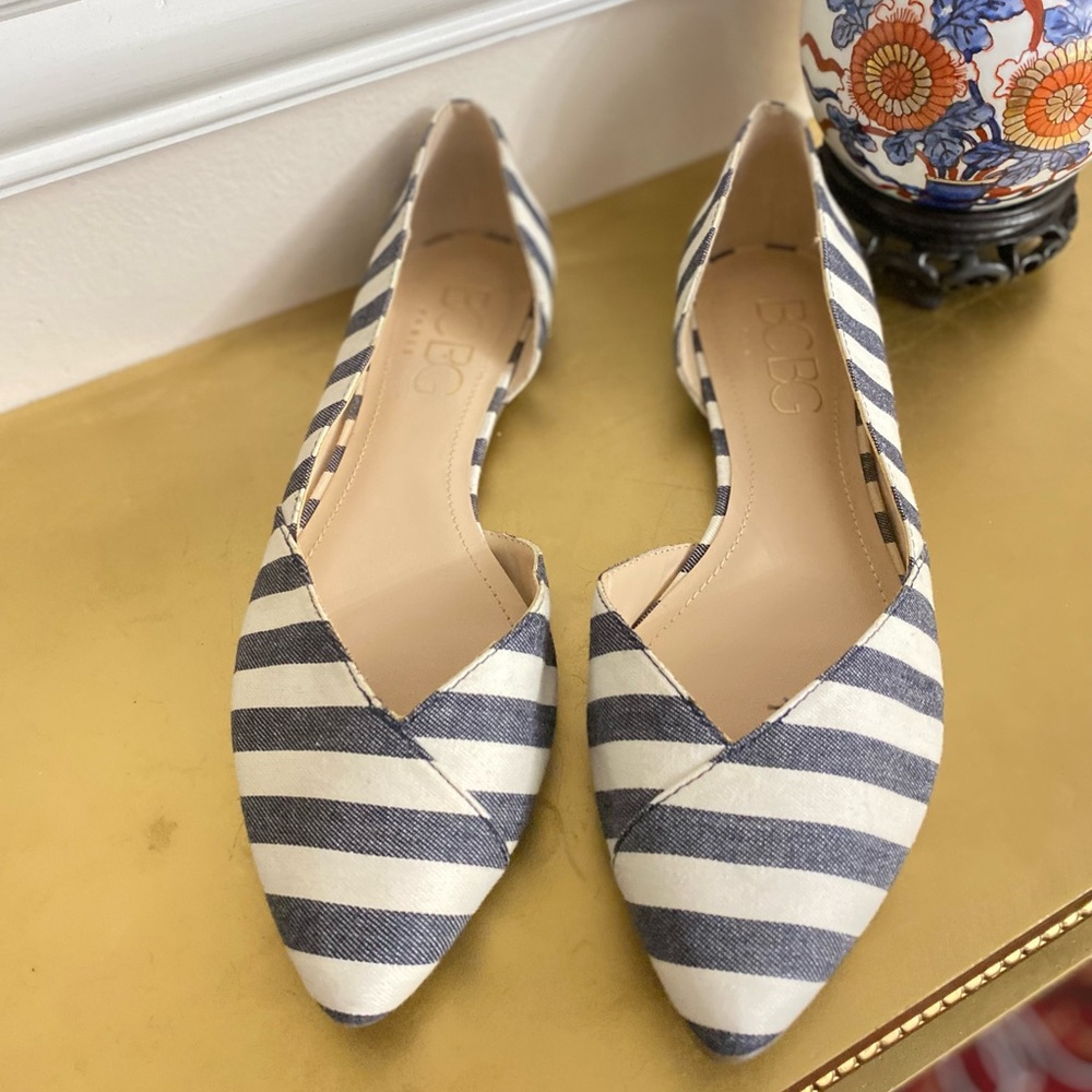 BCBG Paris Striped pointed Flats